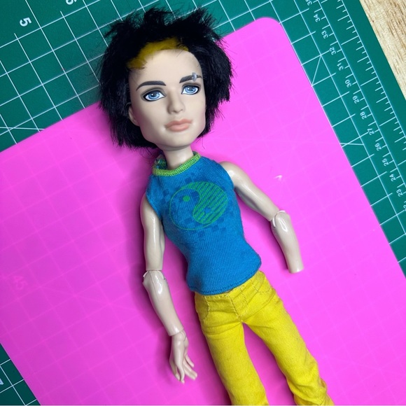 Jackson Jekyll Picnic Casket Minster High Manster doll original first gen 2013 - Picture 1 of 5